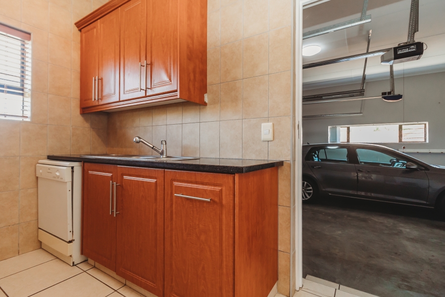 3 Bedroom Property for Sale in Heather Park Western Cape
